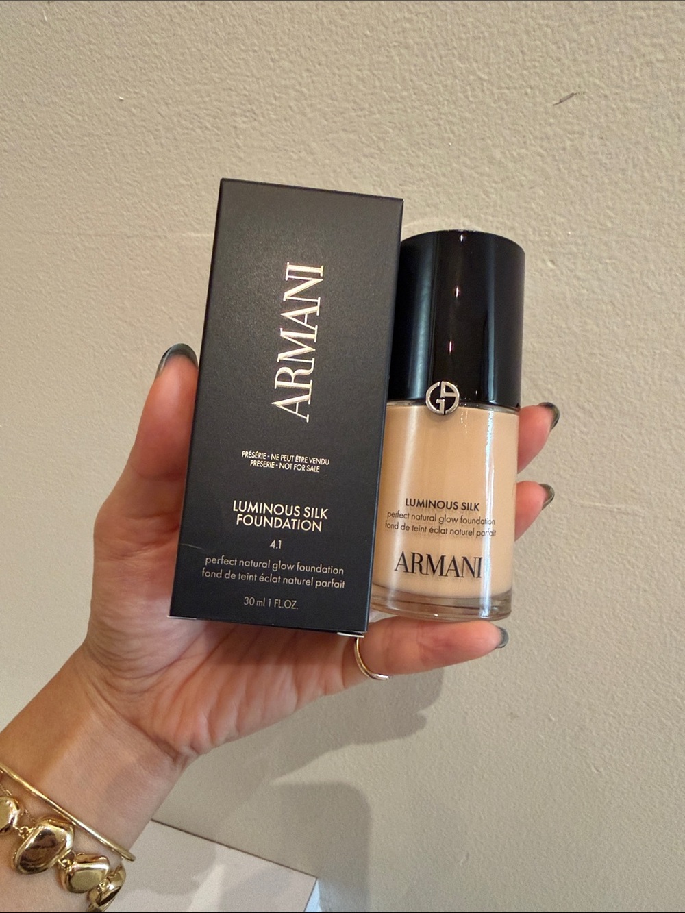 Armani Beauty Luminous Silk Natural Glow Blurring Liquid Foundation 4.1 *